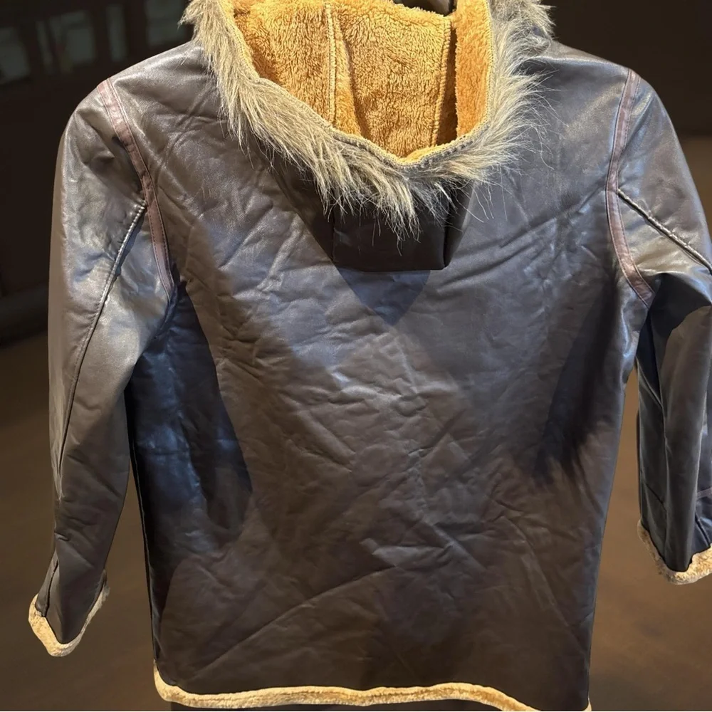 MEN HOODCOAT LEATHERLIKE FINISH PLUSH LINING TOGGLES BUCKLES 48 CHEST STREETWEAR - Picture 9 of 14